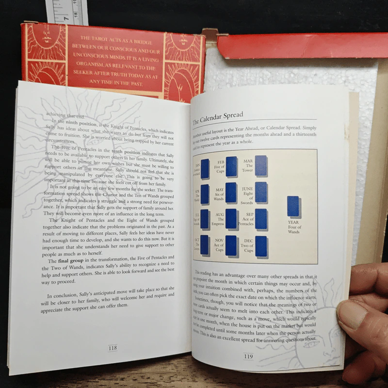 The Tarot: The Traditional Tarot Reinterpreted for the Modern World รูปที่ 10