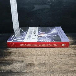 Grabbing Lightning - Gina C. O'Connor รูปที่ 3