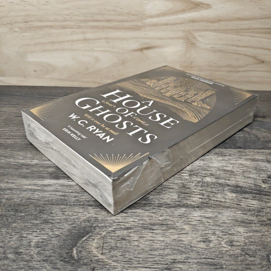 A House of Ghosts - W.C.Ryan รูปที่ 3