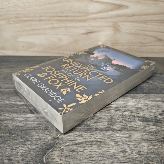 The Unexpected Return of Josephine Fox - Claire Gradidge รูปที่ 2