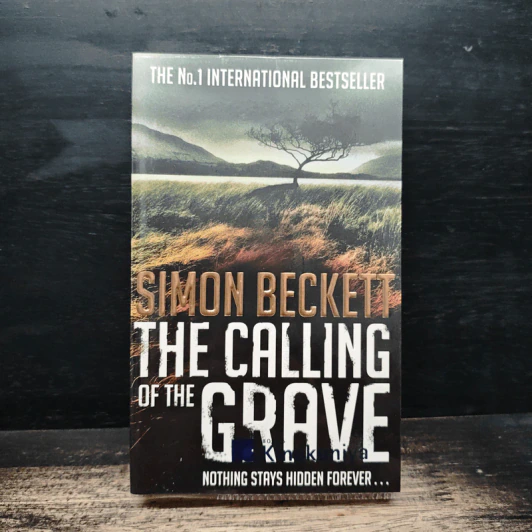 The Calling of the Grave - Simon Beckett รูปที่ 1