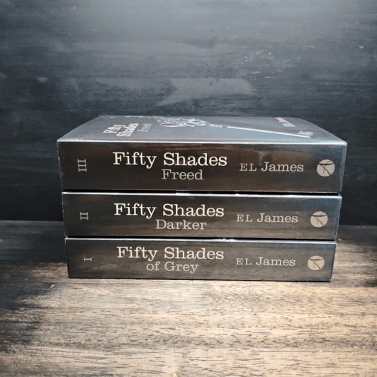Fifty Shades of Grey ฟิฟตี้ เชดส์ 3 เล่มจบ - อี แอล เจนส์ รูปที่ 2