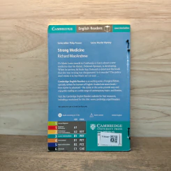 Strong Medicine Level 3 (Cambridge English Readers) - Richard MacAndrew รูปที่ 5