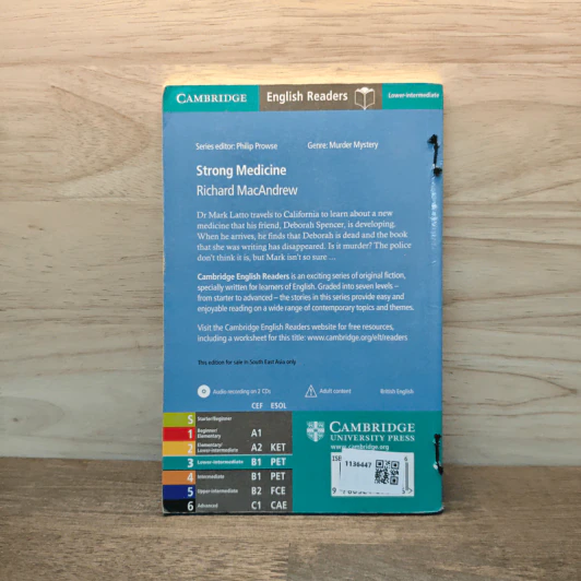 Strong Medicine Level 3 (Cambridge English Readers) - Richard MacAndrew รูปที่ 5