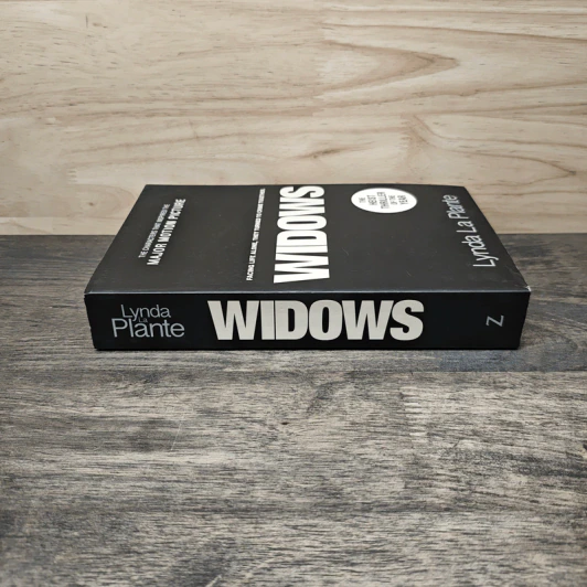 Widows - Lynda La Plante รูปที่ 2