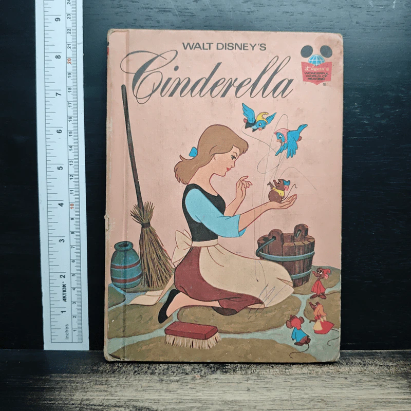 Walt Disney's Cinderella รูปที่ 1