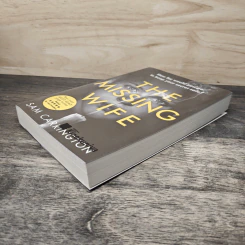 The Missing Wife - Sam Carrington รูปที่ 3