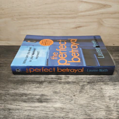 The Perfect Betrayal - Lauren North รูปที่ 2