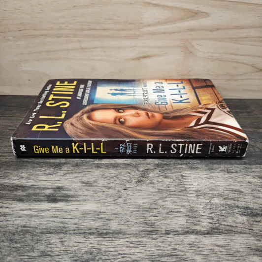 Give Me a K-I-L-L - R.L.Stine รูปที่ 2