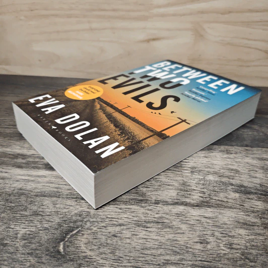 Between Two Evils - Eva Dolan รูปที่ 3