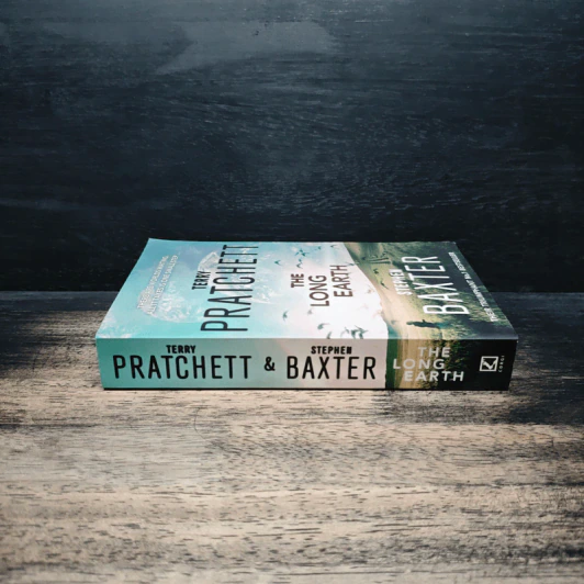The Long Earth - Terry Pratchett, Stephen Baxter รูปที่ 3