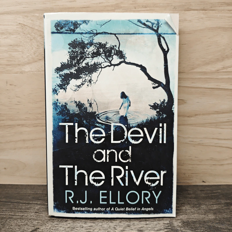 The Devil and The River - R.J.Ellory รูปที่ 1