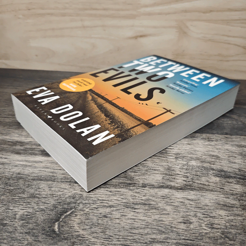 Between Two Evils - Eva Dolan รูปที่ 3