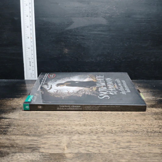 Snow White & The Huntsman ฉบับนวนิยาย สโนไวท์ & พรานป่าในศึกมหัศจรรย์ - ลิลี่ เบลก รูปที่ 3