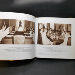 พระบาทสมเด็จพระเจ้าอยู่หัวกับคณะองคมนตรี รูปที่ 14