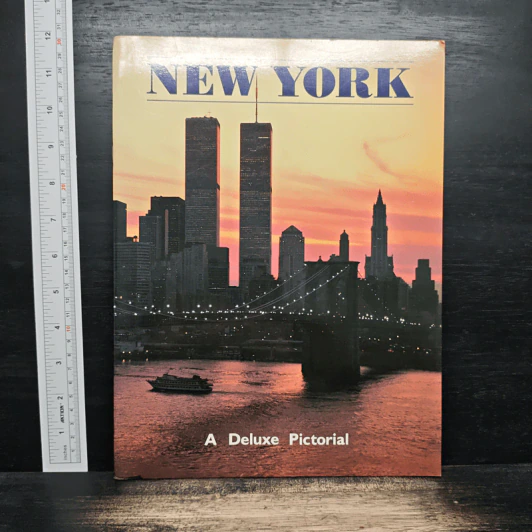 NEW YORK: A Deluxe Pictorial รูปที่ 1