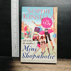 Mini Shopaholic - Sophie Kinsella
