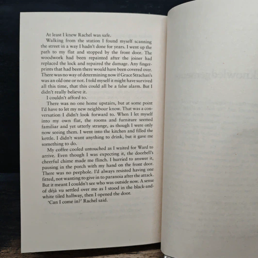 The Restless Dead - Simon Beckett รูปที่ 8
