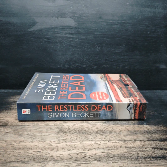 The Restless Dead - Simon Beckett รูปที่ 3