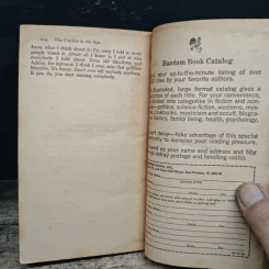 The Catcher in the Rye - J. D. Salinger รูปที่ 8