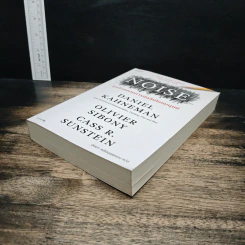 NOISE จุดด้อยของการตัดสินโดยมนุษย์ - Daniel Kahneman (แดเนียล คาฮ์นะมัน) รูปที่ 4