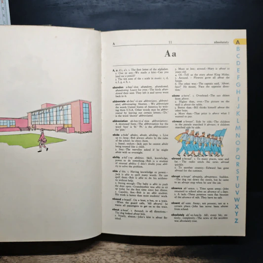 The Giant All-Colour Dictionary รูปที่ 8