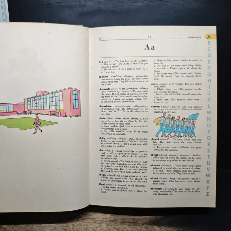 The Giant All-Colour Dictionary รูปที่ 8