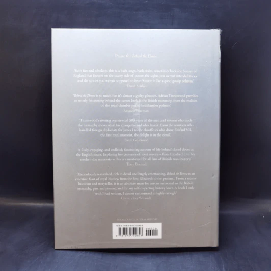 Behind the Throne - Adrian Tinniswood รูปที่ 2