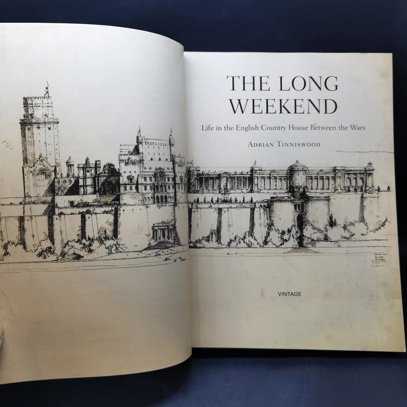 The Long Weekend - Adrian Tinniswood รูปที่ 8