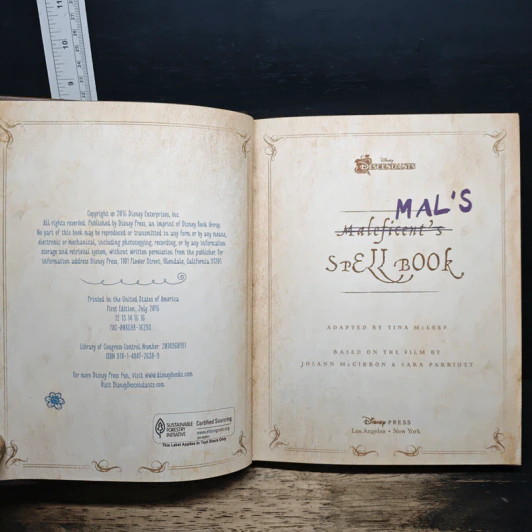 Descendants: Mal's Spell Book รูปที่ 7