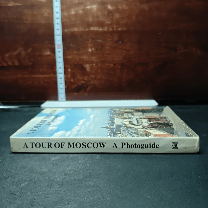 A Tour of Moscow: A Photoguide รูปที่ 3