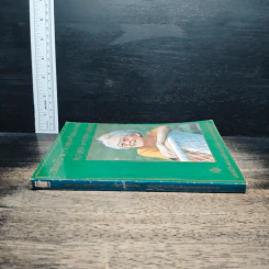 หนังสือ สมเด็จย่า แม่ฟ้าหลวง ย่าของแผ่นดิน รูปที่ 3
