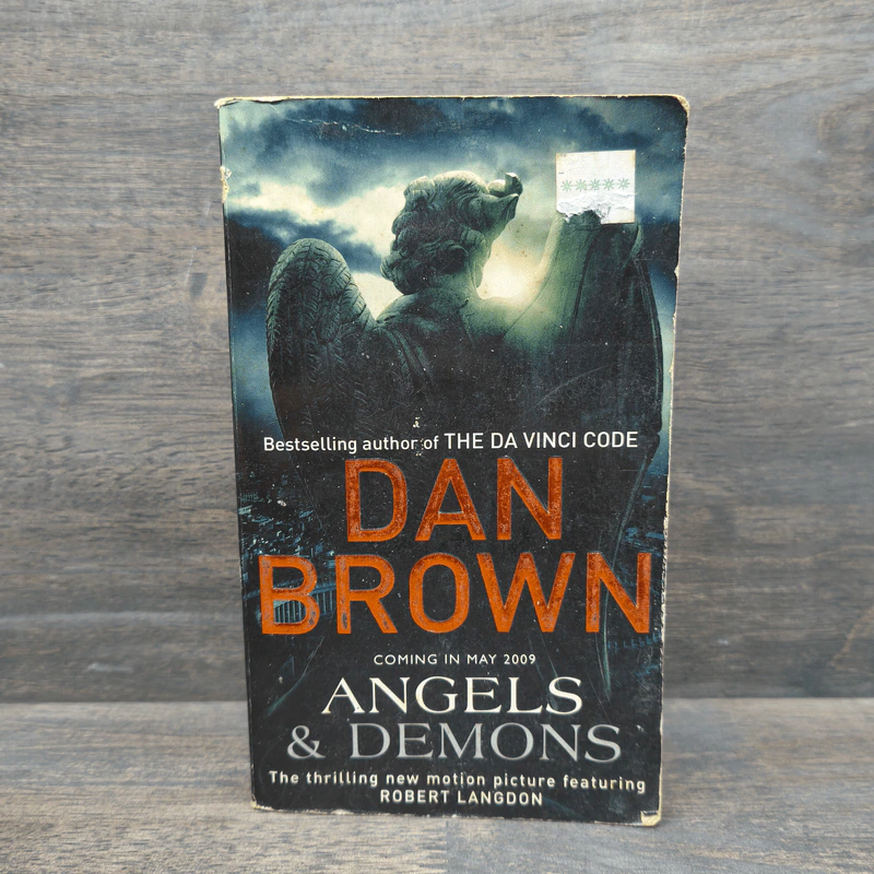 Angels and Demons - Dan Brown รูปที่ 1