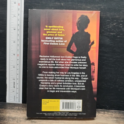 หนังสือ The Seven Husbands of Evelyn Hugo รูปที่ 2