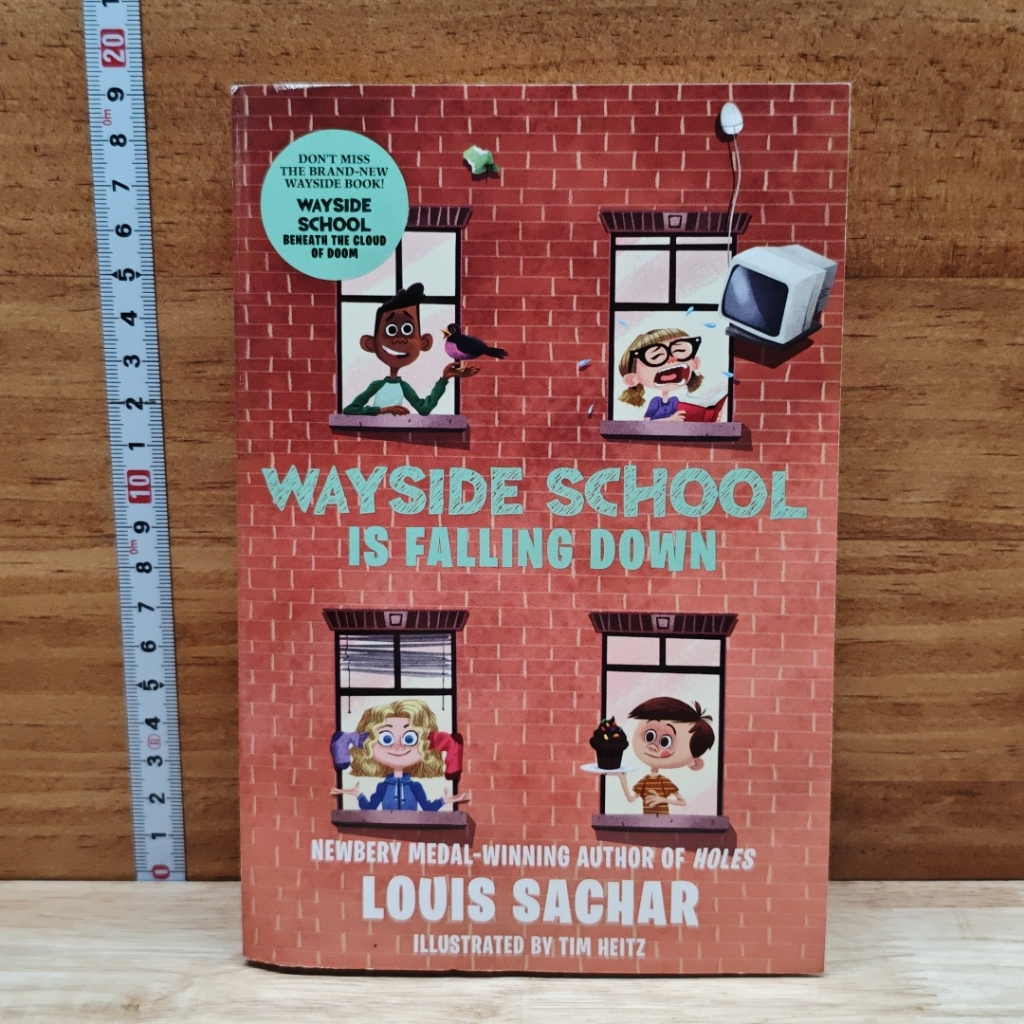 หนังสือ Wayside School Is Falling Down รูปที่ 1