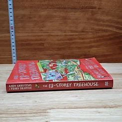The 13-Storey Treehouse รูปที่ 3
