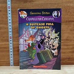 Creepella von Cacklefur Vol.7 : A Suitcase Full of Ghosts