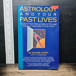หนังสือ Astrology and Your Past Lives
