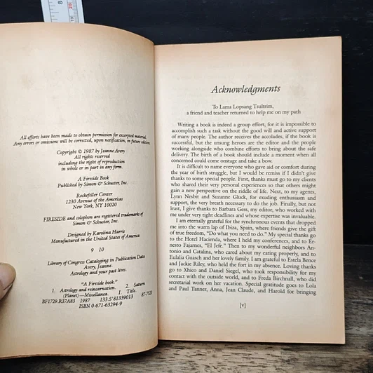 หนังสือ Astrology and Your Past Lives รูปที่ 6