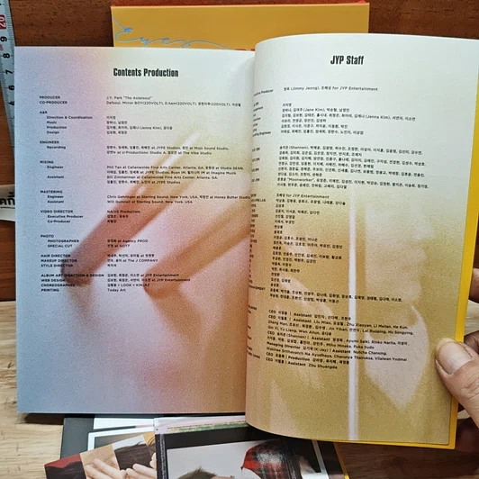 หนังสือ Eyes on You โฟโต้บุ๊ค GOT7 จากอัลบั้ม Eyes On You รูปที่ 4