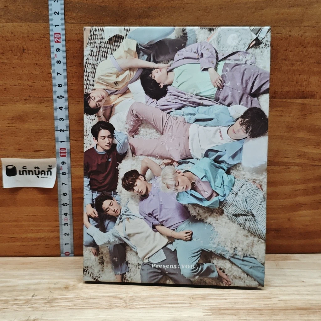 อัลบั้ม Present: You-GOT7 รูปที่ 3