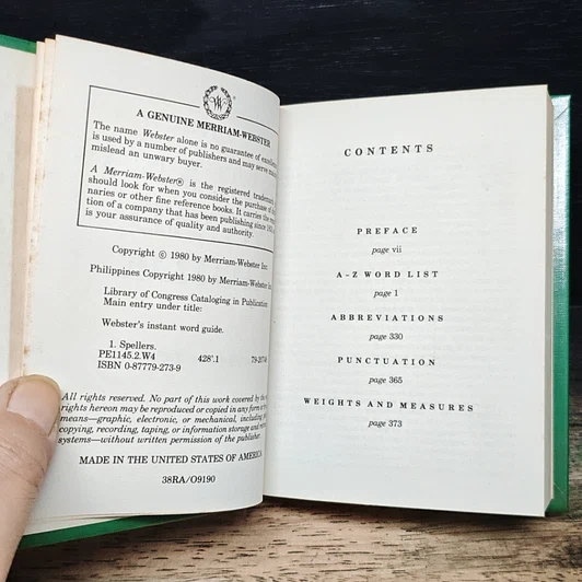 หนังสือ Webster's Instant Word Guide 35,000 Words Spelled And Divided รูปที่ 6