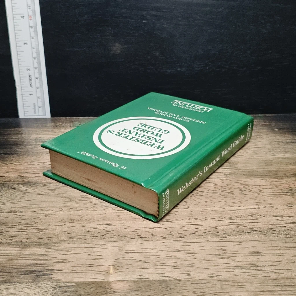 หนังสือ Webster's Instant Word Guide 35,000 Words Spelled And Divided รูปที่ 5