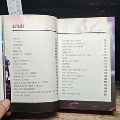 หนังสือ Live From Planet Earth สดจากโลกมนุษย์ รูปที่ 9
