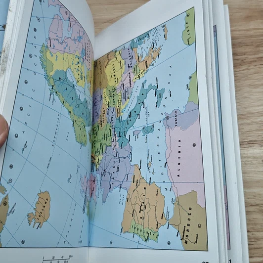 หนังสือ World Pocket Atlas รูปที่ 9