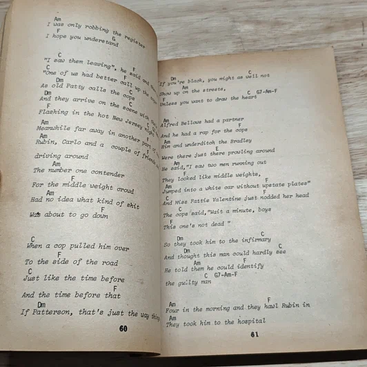 หนังสือ The Folk Guitar รูปที่ 7