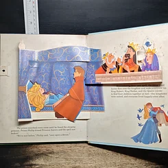 หนังสือ Walt Disney's Sleeping Beauty Pop-Up Book รูปที่ 8