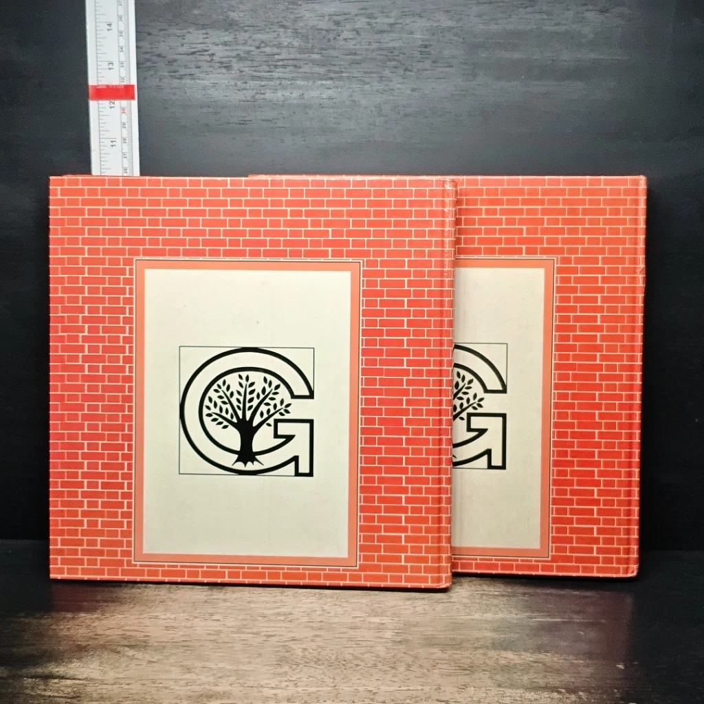 หนังสือ The Grolier House Book 1-2 รูปที่ 2