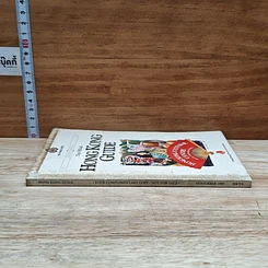 หนังสือ The Official Hong Kong Guide รูปที่ 3