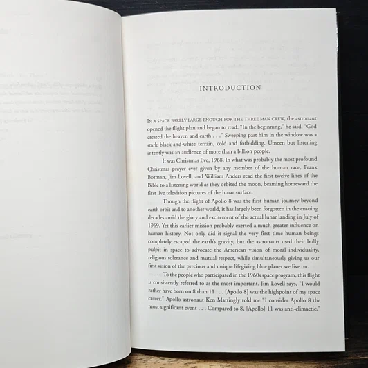 หนังสือ Genesis: The Story of Apollo 8 รูปที่ 9